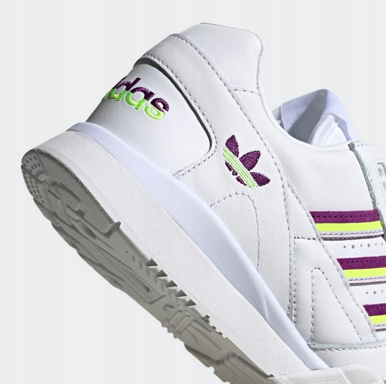 Adidas AR Trainer blanches avec bandes violettes et jaunes