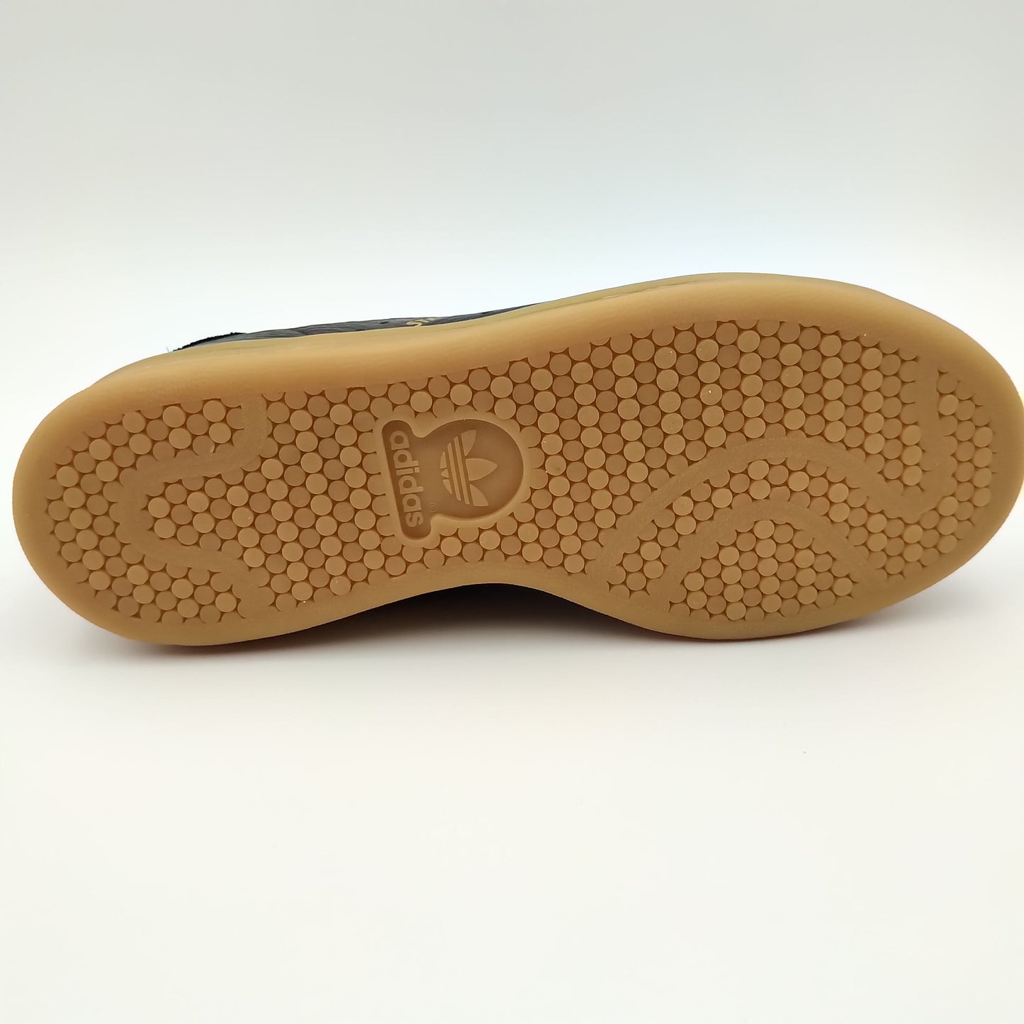 Adidas Stan Smith cuir noir et semelle marron