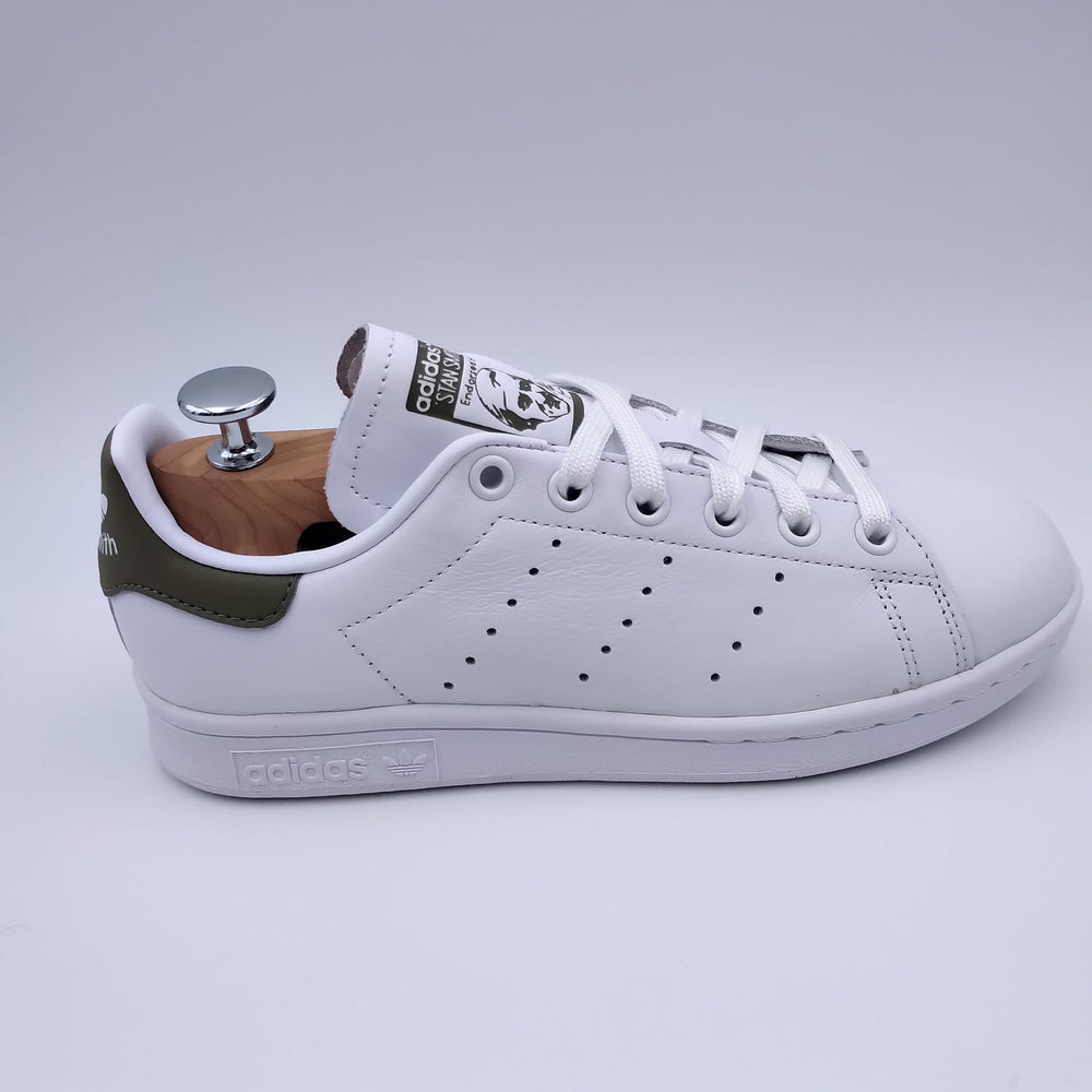 Adidas Stan Smith cuir blanc et talon kaki