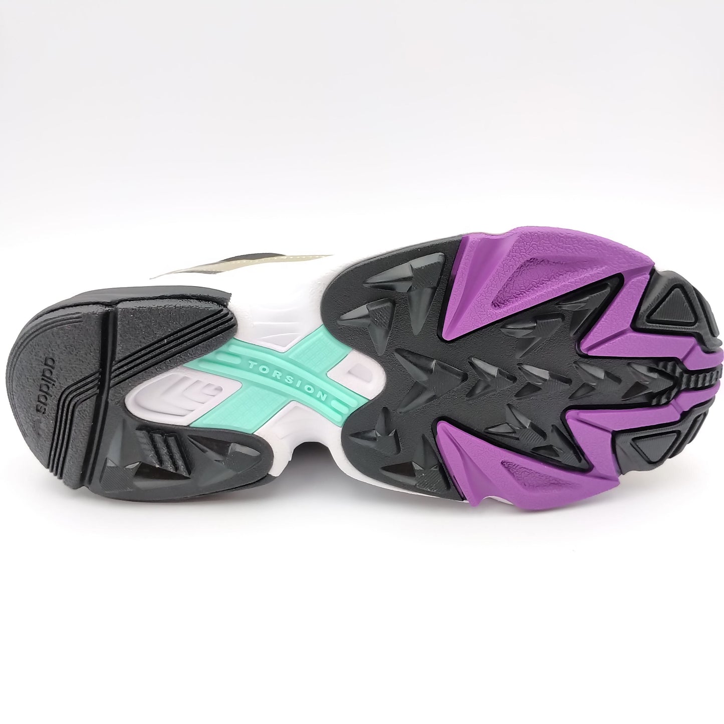 Adidas Falcon noir et doré avec logo rouge