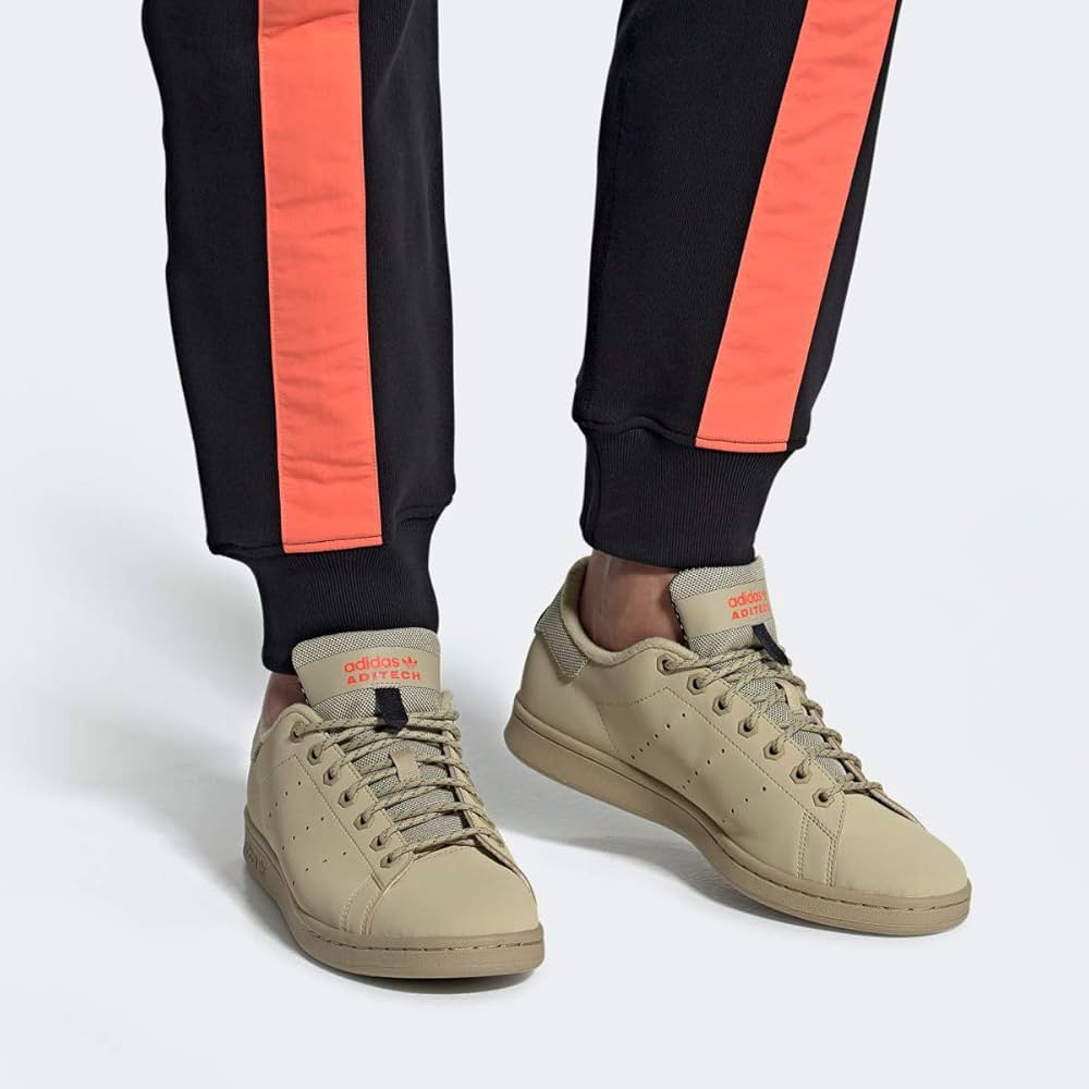 Adidas Stan Smith édition limitée Aditech