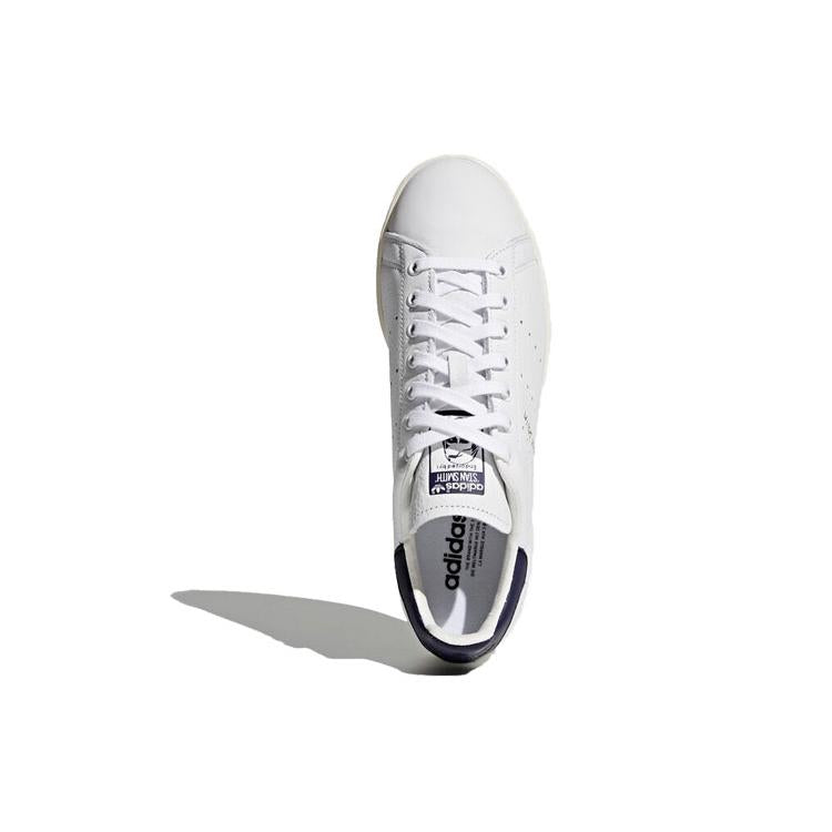 Stan Smith blanches talon bleu marine