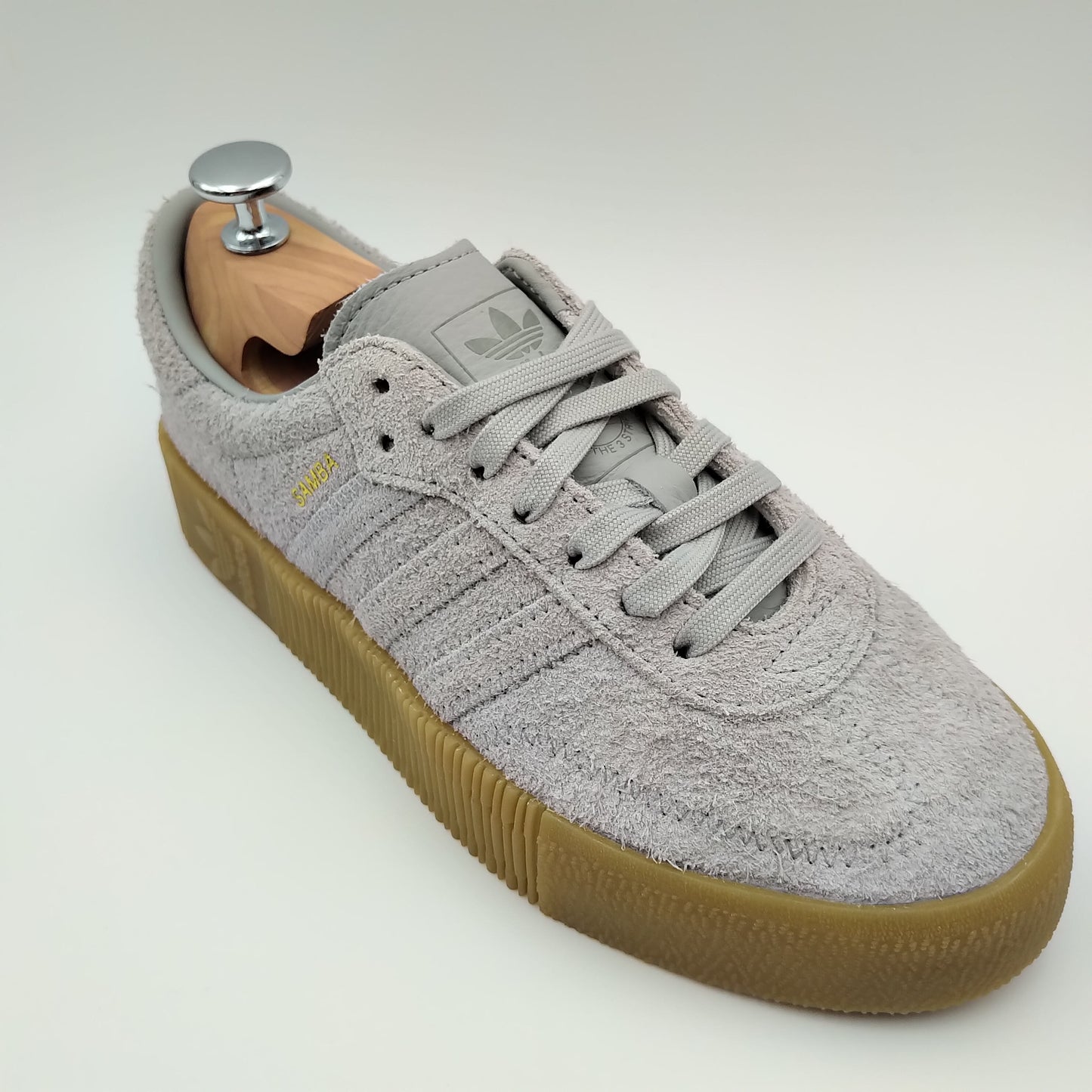 Adidas Sambarose daim gris intégral et semelle marron