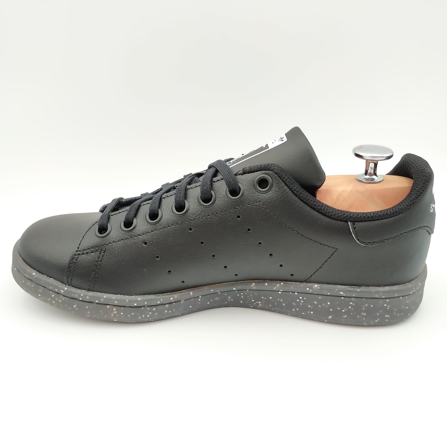 Adidas Stan Smith noir avec semelle pailletée