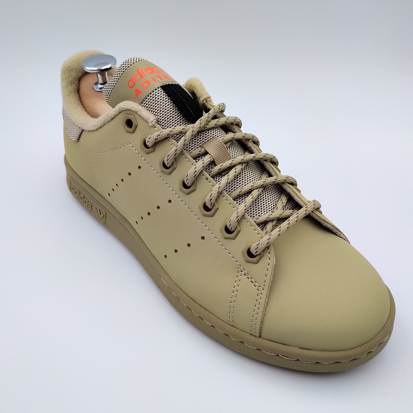 Adidas Stan Smith édition limitée Aditech