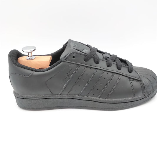 Adidas Superstar noir intégral