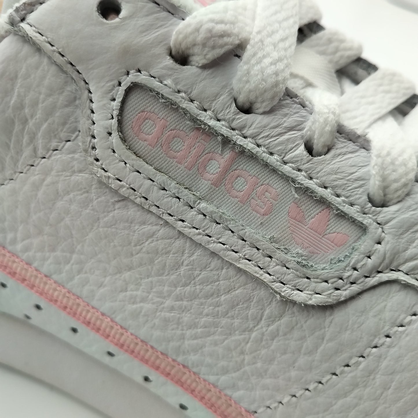 Adidas Continental 80 cuir blanc et bandes roses