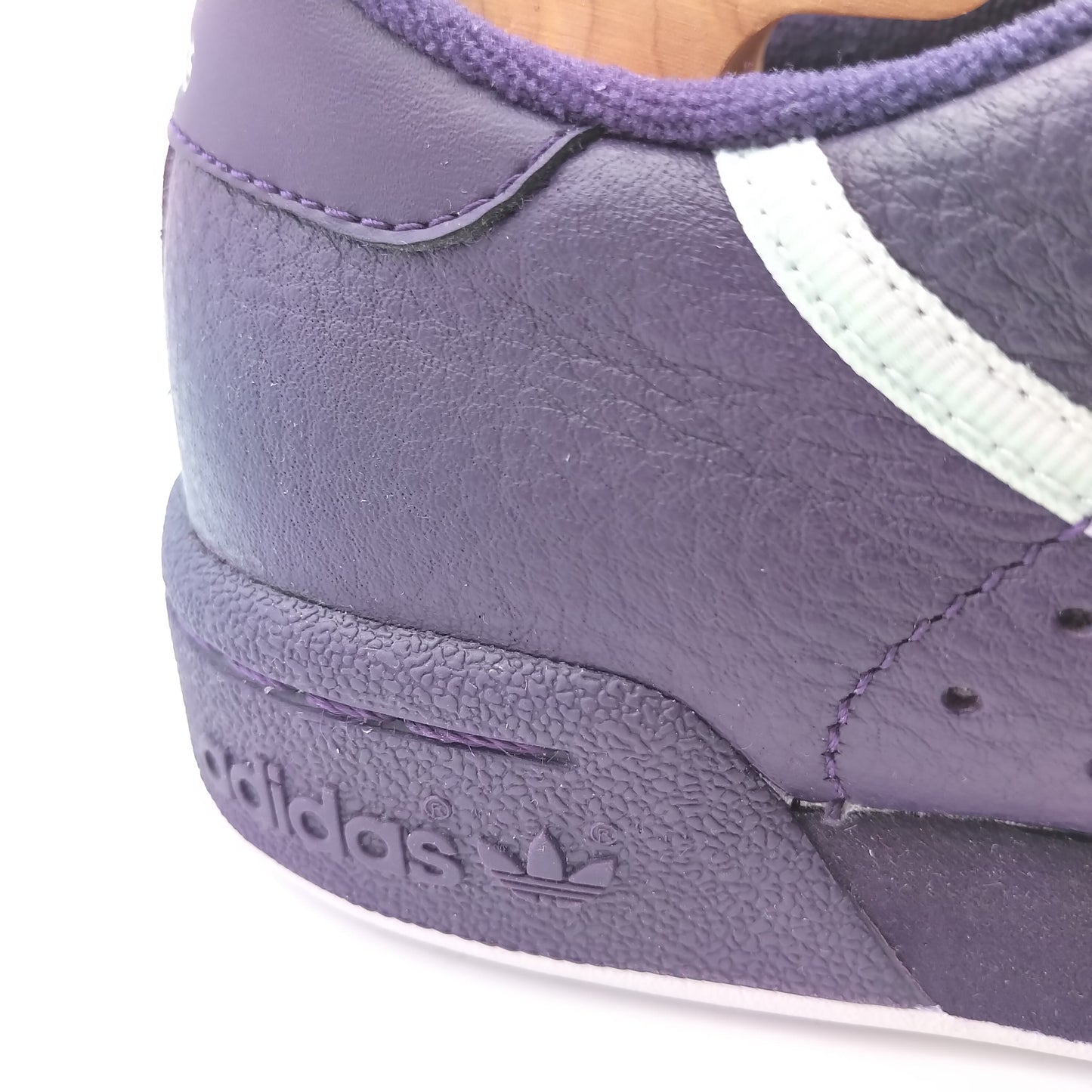 Adidas Continental 80 cuir violet et bandes blanches
