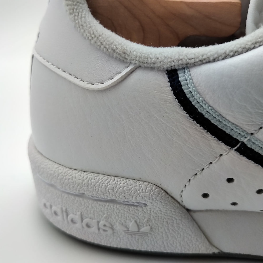 Adidas Continental 80 avec bandes et logo bleu
