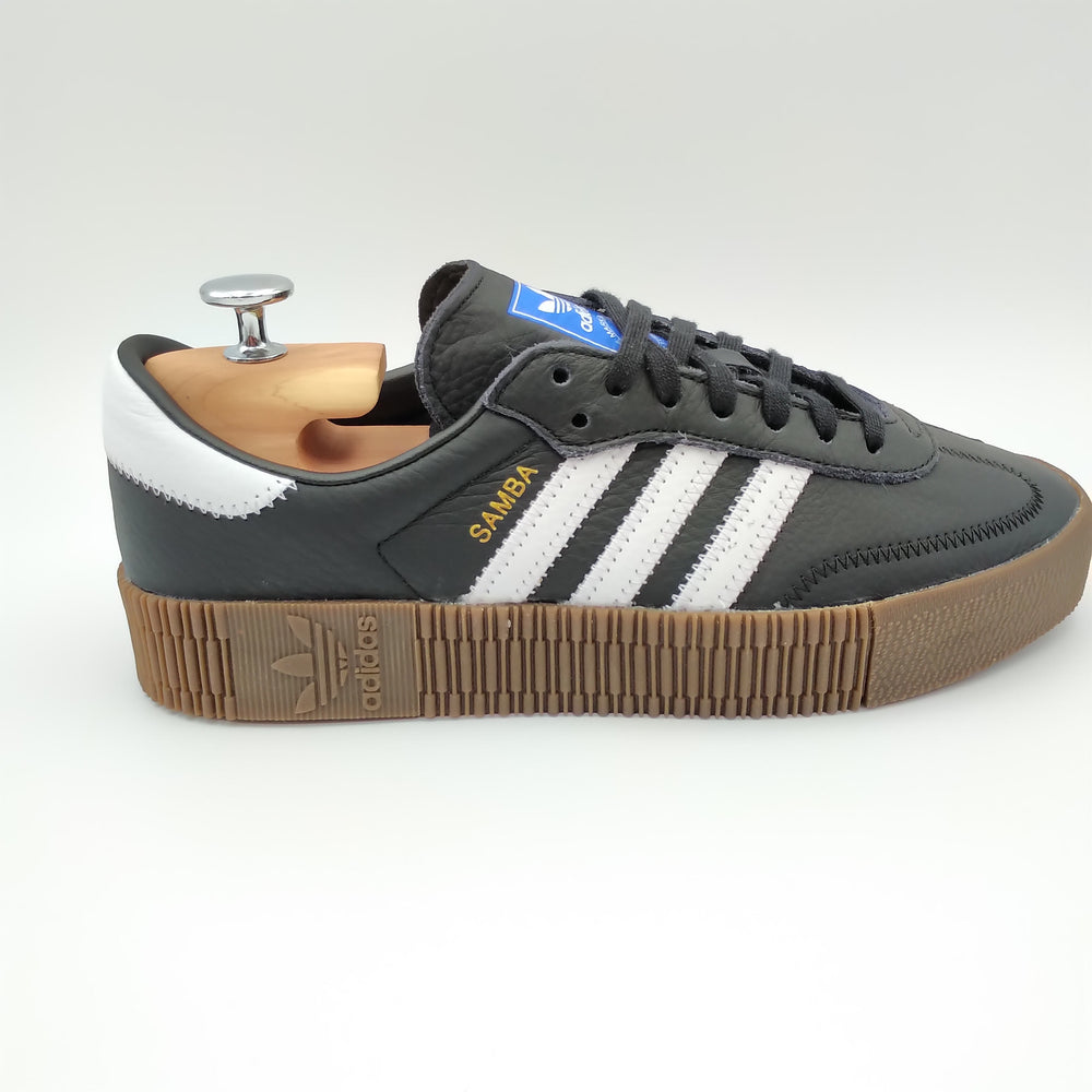 Adidas Sambarose cuir noir et bandes blanches