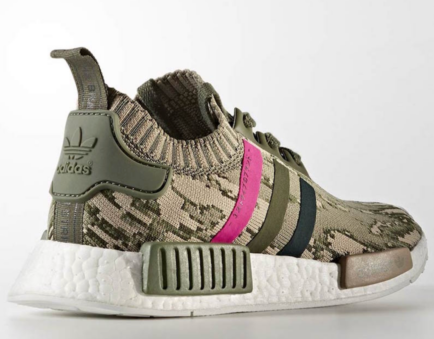Adidas NMD_R1 verte kaki et bande rose